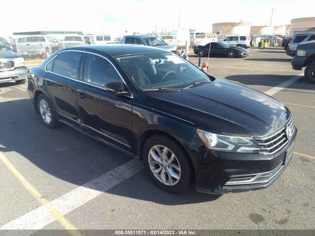 2016 Volkswagen Passat, VIN: 1VWAS7A31GC041212