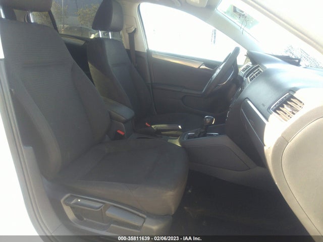 2015 Volkswagen Jetta, VIN: 3VWD17AJXFM281984