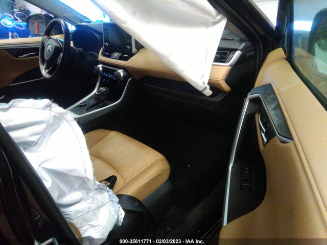 2020 Toyota RAV4, VIN: 2T3DWRFV4LW063335