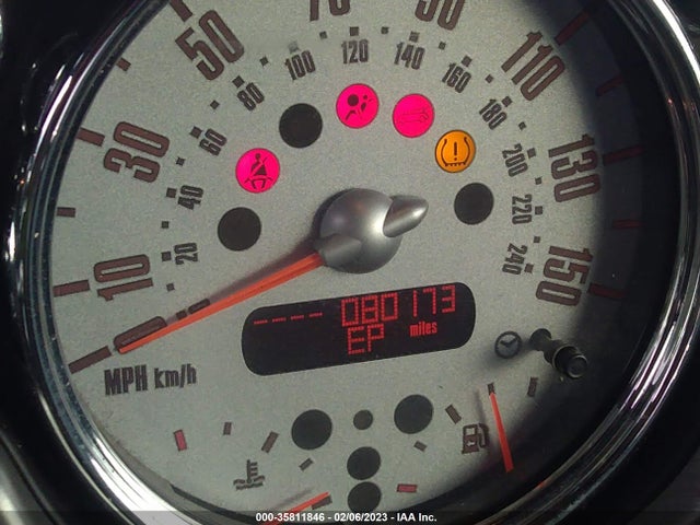 2006 MINI COOPER CONVERTIBLE S VIN: WMWRH33516TL93312