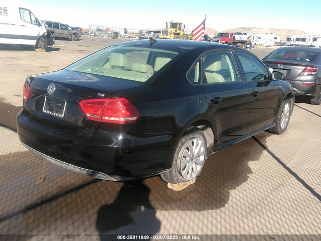 Volkswagen Passat Wolfsburg Ed 2014 1VWAS7A38EC088816 Image 5