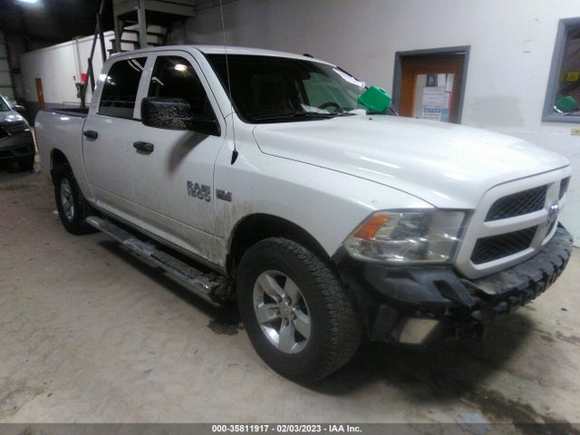 RAM 1500 Express 2017 3C6RR7KT9HG739010 головне зображення