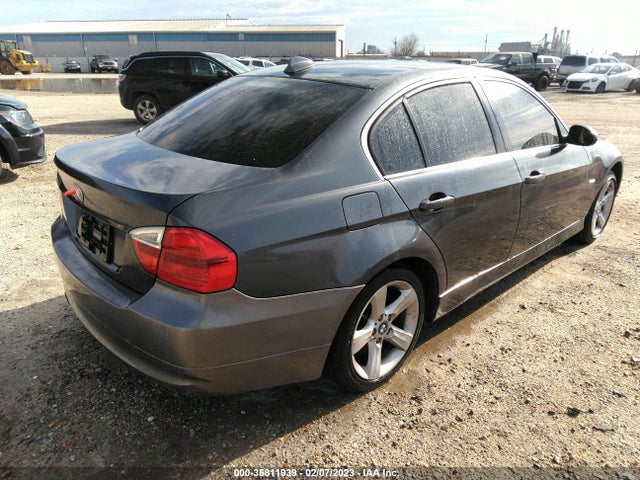 BMW 3 Series 330i 2006 WBAVB33536KS38024 Image 4