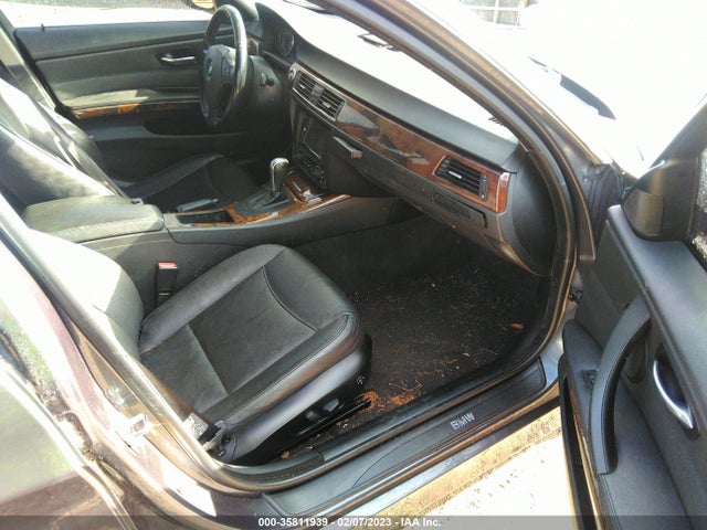 BMW 3 Series 330i 2006 WBAVB33536KS38024 Image 5