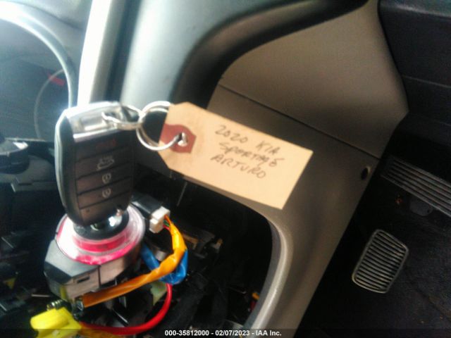 KNDPMCAC1L7674070 KIA Sportage Lx