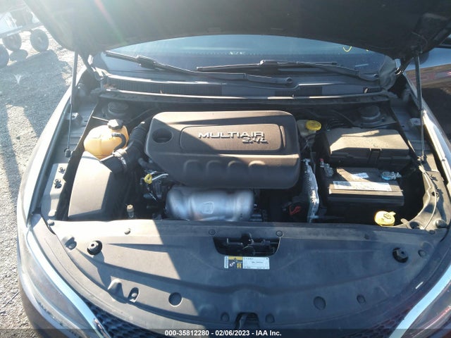 Chrysler 200 Limited 2016 1C3CCCAB0GN124597 Image 11