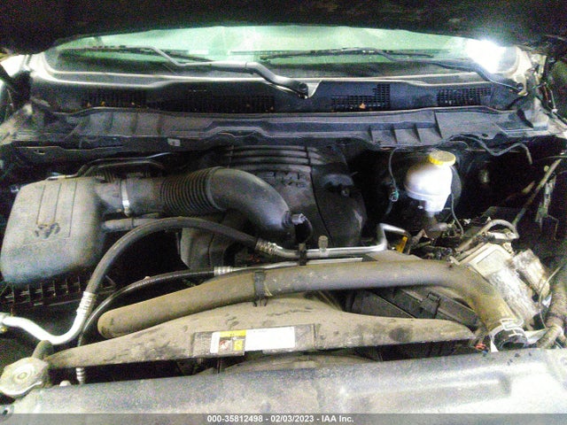 2018 RAM 1500 EXPRESS VIN: 1C6RR7FT5JS302789