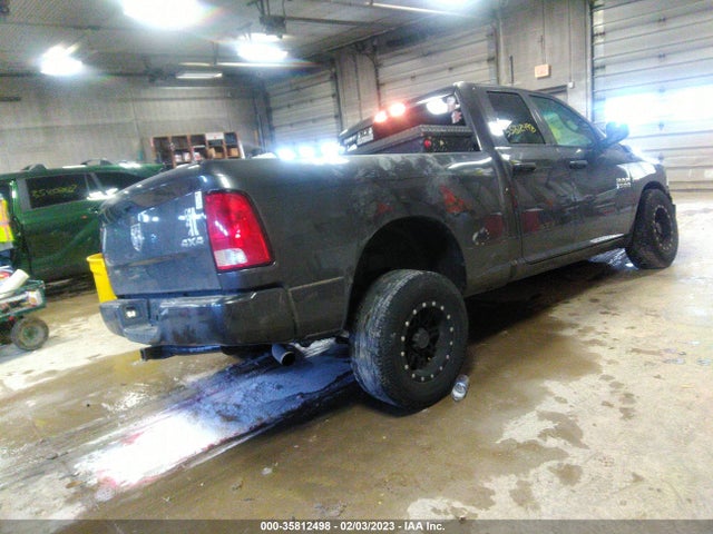 2018 RAM 1500 EXPRESS VIN: 1C6RR7FT5JS302789