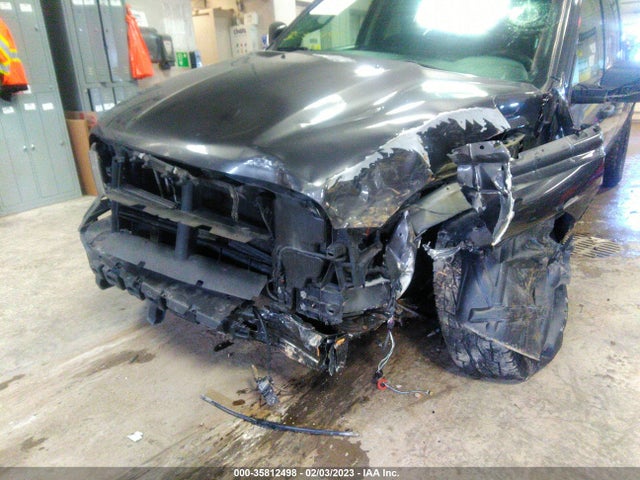 2018 RAM 1500 EXPRESS VIN: 1C6RR7FT5JS302789
