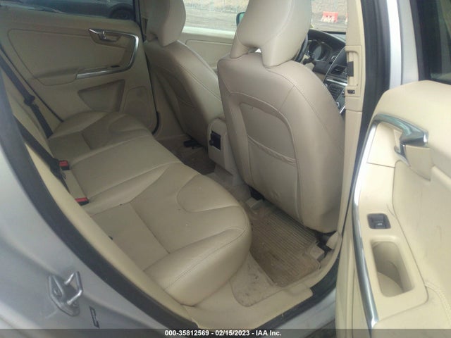2016 Volvo XC60, VIN: YV4612RK9G2852995