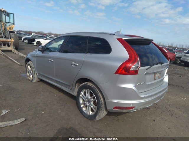 2016 Volvo XC60, VIN: YV4612RK9G2852995