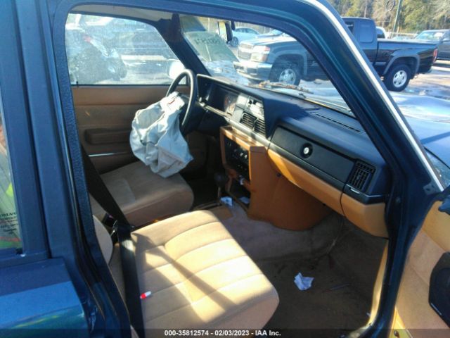 YV1AA8846L1388982 Volvo 240