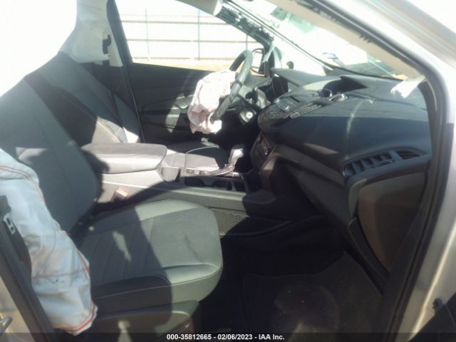 1FMCU0F70HUE47174 Ford ESCAPE S