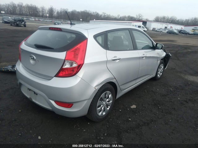 Hyundai ACCENT SE 2017 KMHCT5AE2HU300859 Image 4