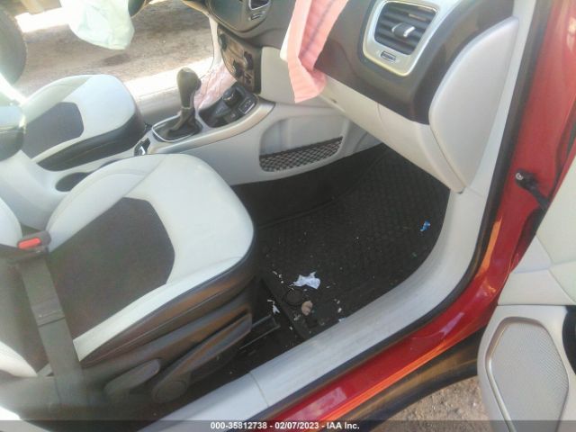 3C4NJDBB6JT175558 Jeep Compass Latitude