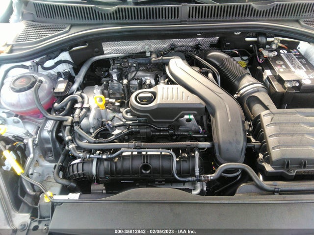 3VW7M7BUXNM023993 Volkswagen JETTA SE