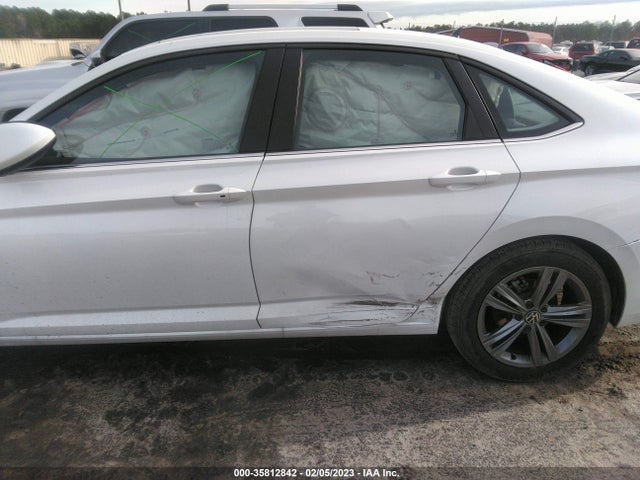 3VW7M7BUXNM023993 Volkswagen JETTA SE