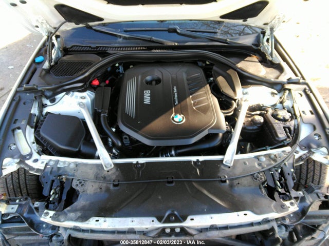 2018 BMW 5 Series, VIN: WBAJE7C58JWC56326
