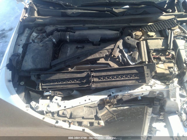 2016 CHEVROLET IMPALA LT VIN: 2G1105SA3G9158087