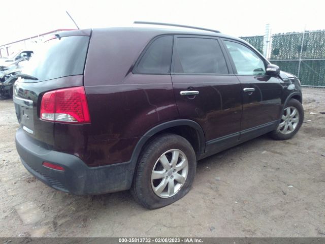 5XYKT3A63CG229047 KIA SORENTO LX