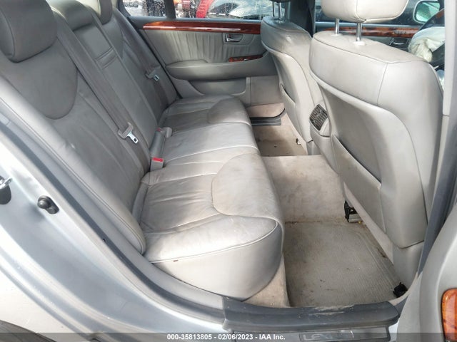 Lexus LS 430 2004 JTHBN36F240142720 Image 9