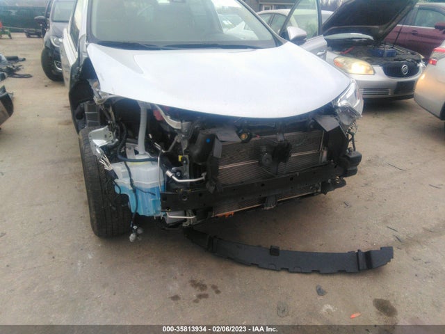 2016 Toyota RAV4, VIN: JTMDJREV6GD001082