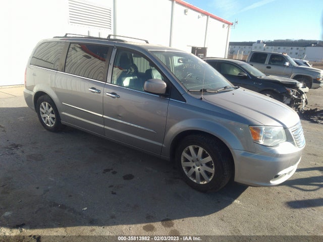 2016 Chrysler Town & Country, VIN: 2C4RC1BG3GR138680