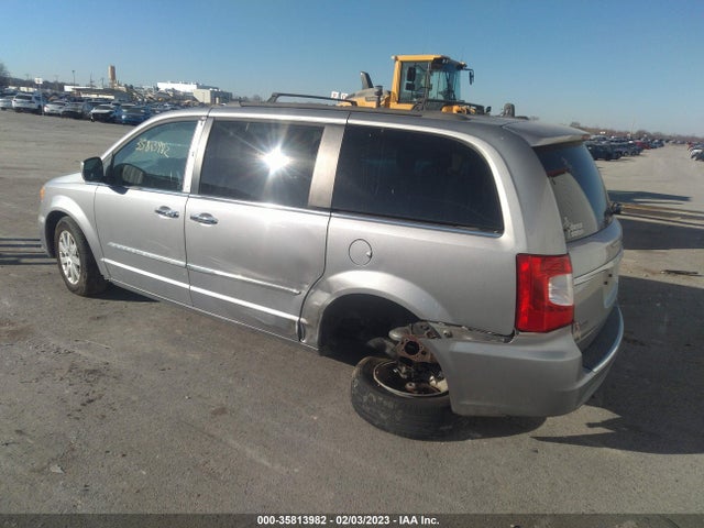 2016 Chrysler Town & Country, VIN: 2C4RC1BG3GR138680