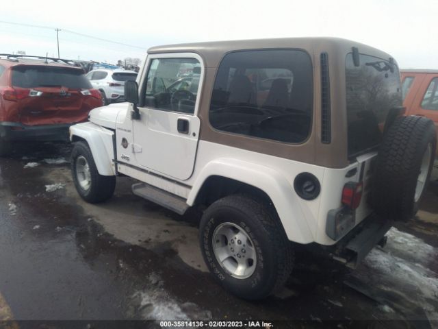 1J4FA59S12P704754 Jeep Wrangler Sahara