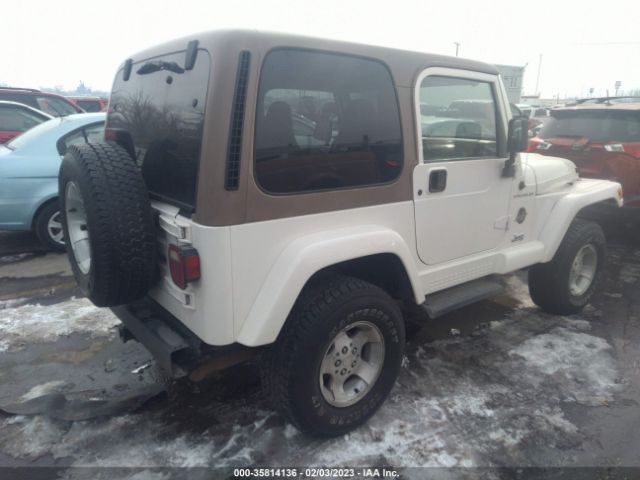 1J4FA59S12P704754 Jeep Wrangler Sahara