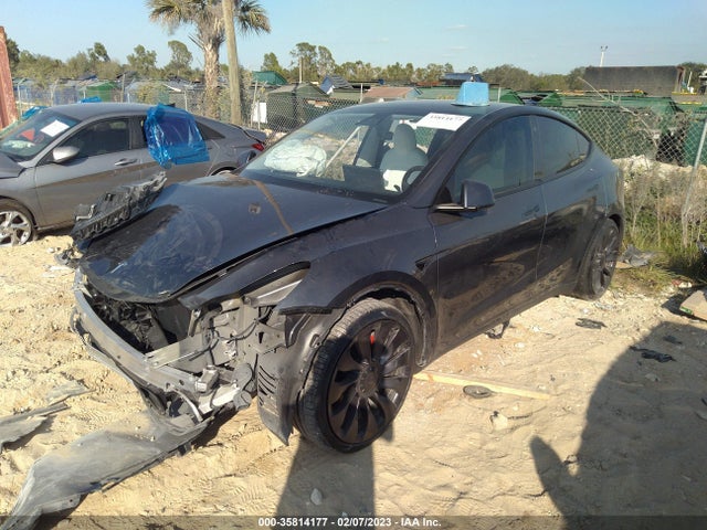 Tesla Model Y Performance 2021 5YJYGDEF1MF256139 Image 2