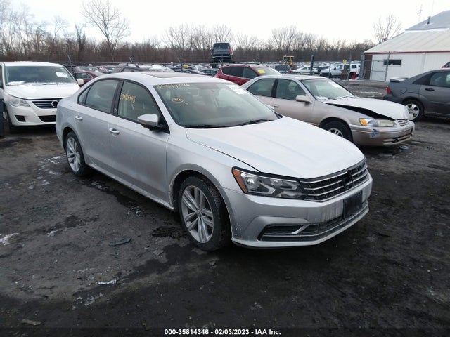 1VWLA7A35KC006094 auction archive image