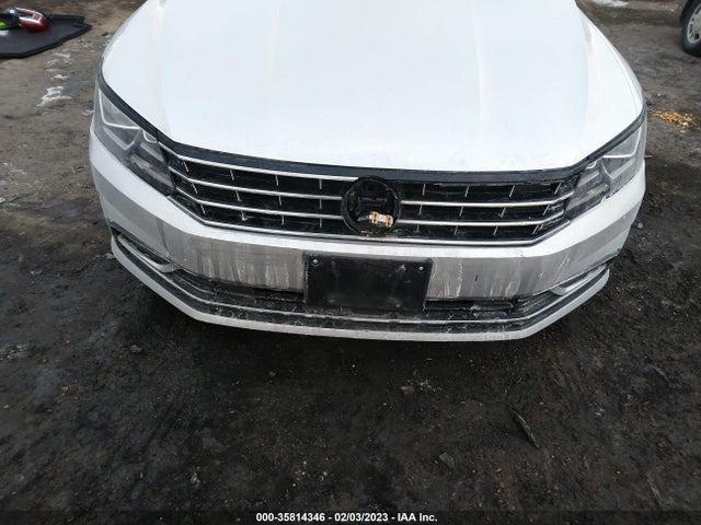 1VWLA7A35KC006094 Volkswagen Passat 2.0t Wolfsburg Edition