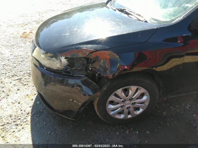 KNAFU4A28D5737555 KIA FORTE EX
