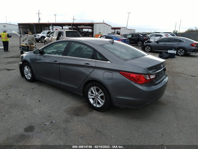 35814749 :رقم المزاد ، 5NPEB4AC3DH761825 vin ، 2013 Hyundai Sonata Gls مزاد بيع