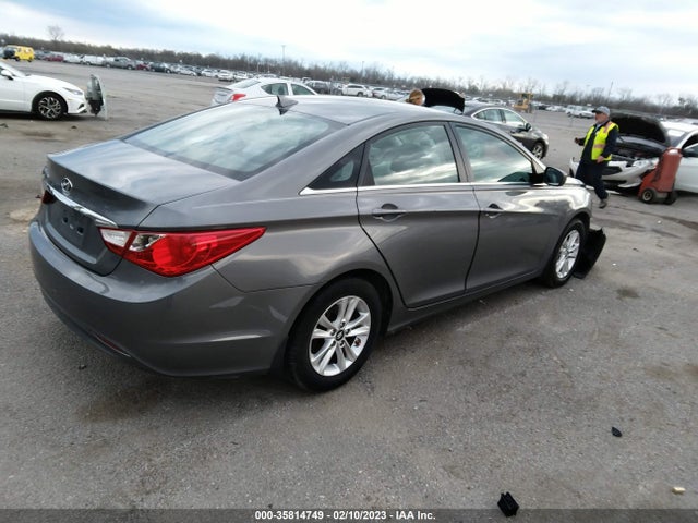 35814749 :رقم المزاد ، 5NPEB4AC3DH761825 vin ، 2013 Hyundai Sonata Gls مزاد بيع