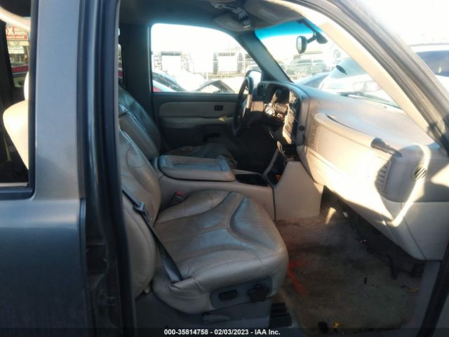 1GKEC16T81J305704 GMC Yukon Xl Slt