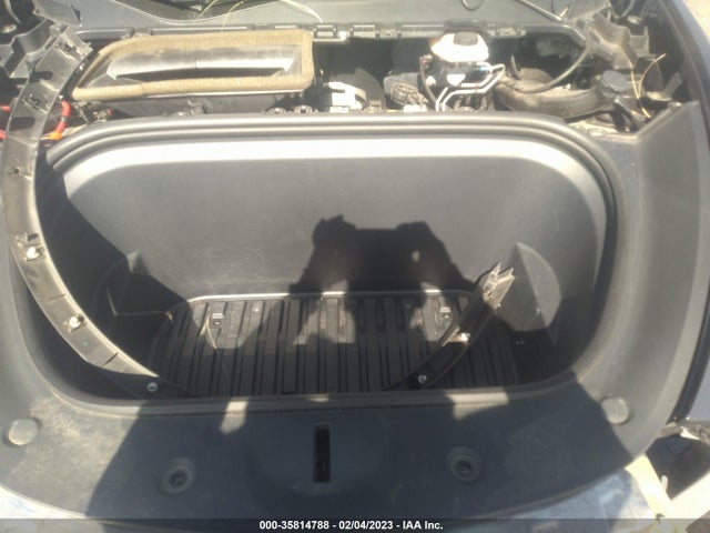 Tesla Model Y Long Range 2021 5YJYGDEE5MF080901 Image 10