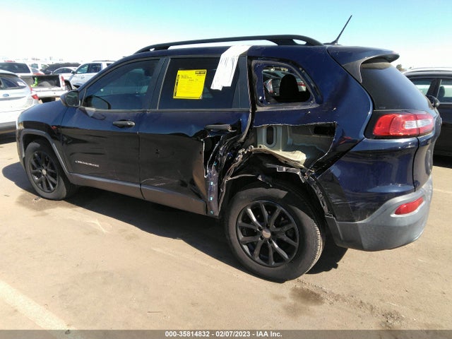 2016 Jeep Cherokee, VIN: 1C4PJLAB5GW351958