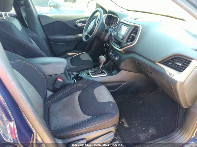 2016 Jeep Cherokee, VIN: 1C4PJLAB5GW351958