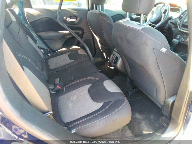 2016 Jeep Cherokee, VIN: 1C4PJLAB5GW351958