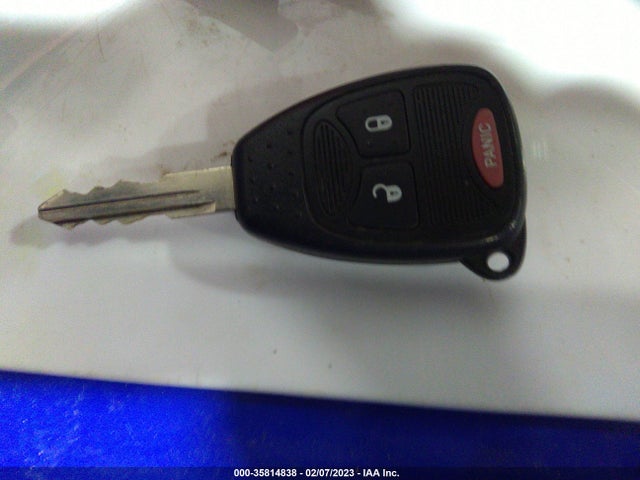 1C4GP45R15B387145 Chrysler Town & Country
