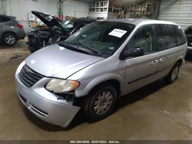 1C4GP45R15B387145 Chrysler Town & Country