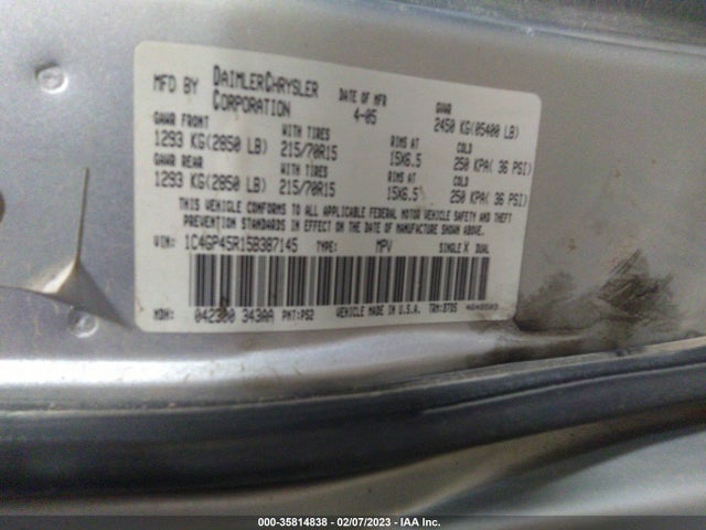 1C4GP45R15B387145 Chrysler Town & Country