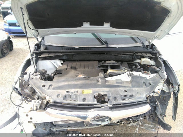 Toyota Highlander Limited 2015 5TDYKRFH2FS107832 Image 10