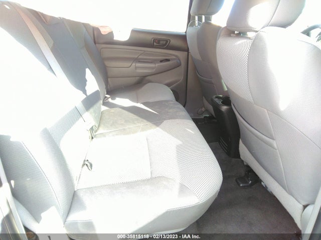 Toyota Tacoma Base V6 2015 3TMLU4EN5FM197878 Image 8