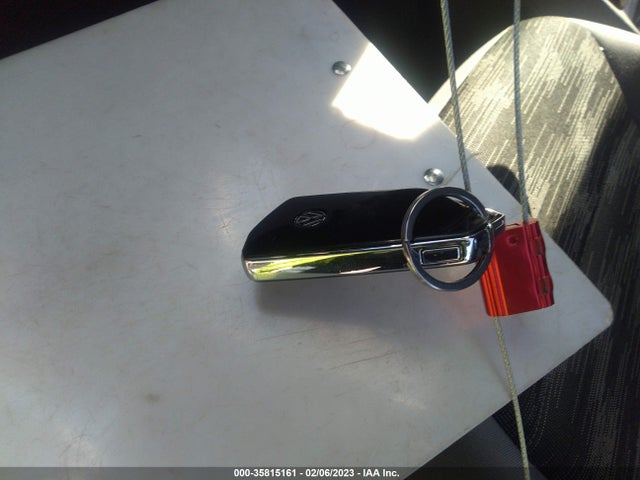 2021 Volkswagen ID.4, VIN: WVGRMPE23MP038202