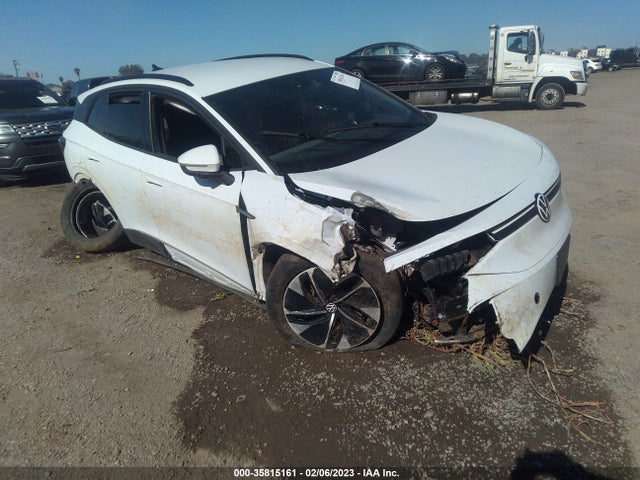 2021 Volkswagen ID.4, VIN: WVGRMPE23MP038202