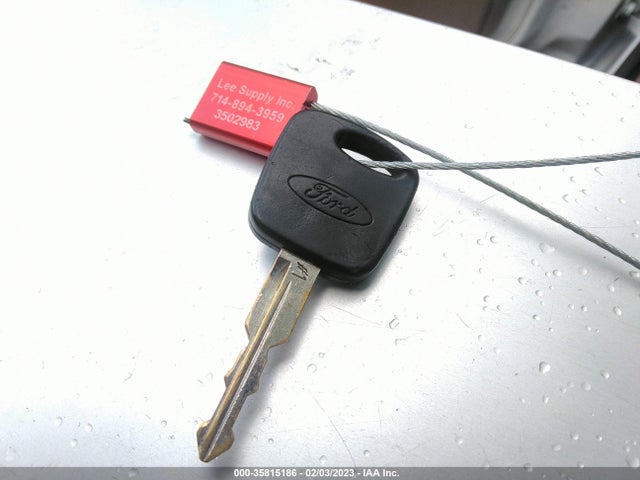 2001 FORD FOCUS SE VIN: 1FAFP34P91W181912