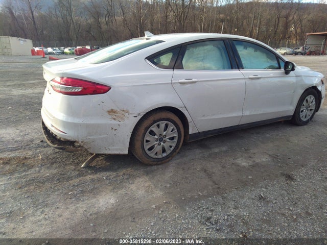 2020 FORD FUSION S VIN: 3FA6P0G72LR220095